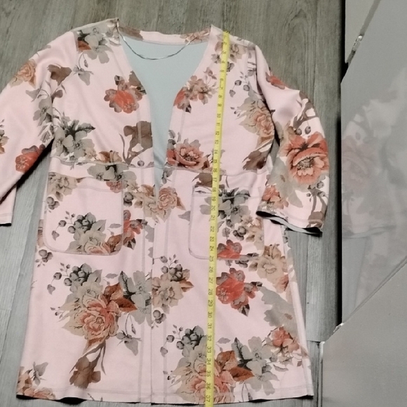 Floral Pink Kimono Robe - Picture 6 of 13